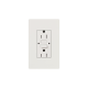 Tomacorriente 125V 15A resistente a manipulaciones, color blanco.