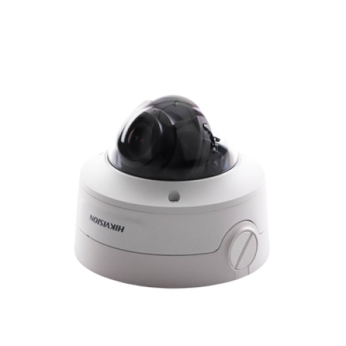 Domo IP 8 Megapixel (4K) / Lente Mot. 2.7 a 13.5 mm / 40 mts IR EXIR / Exterior IP66 / IK10 / DARKFIGHTER / Audio y Alarma I/O / PoE+ / ONVIF / Micro SD / 4 Analíticos: AcuSense, Deteccion Facial, Conteo de Personas por Cruce y Zona