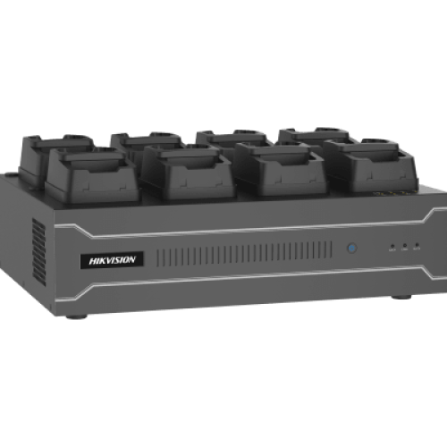 Dock Station de Escritorio con 8 Estaciones de Carga para Body Cams / Doble Interfaz de Red / 4 Bahías de HDD / Carga y Respaldo Automático / Prevención de Pérdida de Datos / Cobertura Cíclica / Reproducción d