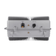  COBERTURA DE HASTA 5 km / Amplificador de Señal Celular / Banda 2, 1900 MHz. / 20 Watts de Potencia / Banda Ancha Multioperador / Protección Autoexcitación / Pantalla Interior para Monitoreo / Gabinete IP65.