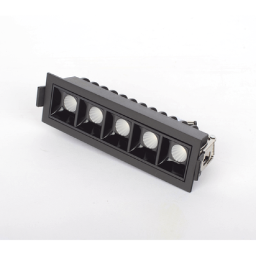 Reflector Empotrable / LUZ Fría /  110 V / 10 W / 750 lúmenes / 50000 hrs / IP20