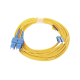 Jumper de Fibra Óptica Monomodo 9/125 LC/UPC-SC/UPC, PVC, 2.0 mm, Dúplex, Amarillo, 5 Metros (16.40 Pies)