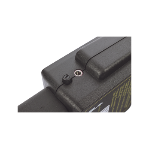 Detector de Metales Portátil / Ligero y Fácil de Utilizar / Alerta Visual, Audible y de Vibración / A Prueba de Caídas (1 Metro) / Incluye Funda para Cinturón y Batería Detector de Metales Portátil / Ligero y Fácil de Utilizar / Alerta Visual, Audible y de Vibración / A Prueba de Caídas (1 Metro) / Incluye Funda para Cinturón y Batería