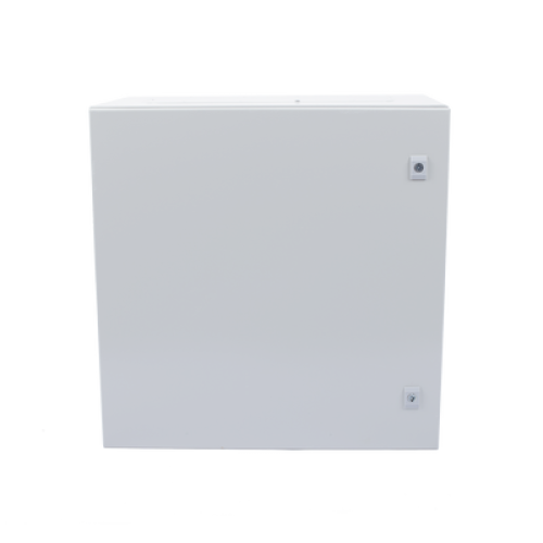 Gabinete de Acero IP66 Uso en Intemperie (600 x 600 x 300 mm) con Placa Trasera Interior Metálica y Compuerta Inferior Atornillable (Incluye Chapa y Llave T).