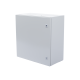Gabinete de Acero IP66 Uso en Intemperie (600 x 600 x 300 mm) con Placa Trasera Interior Metálica y Compuerta Inferior Atornillable (Incluye Chapa y Llave T).