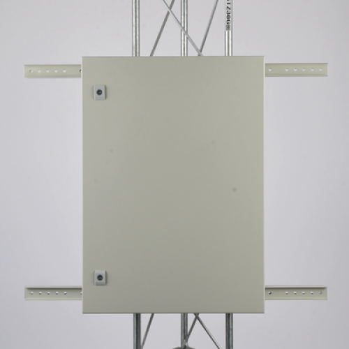 Montaje Universal de Torre para Montar Gabinetes de 30-80 cm de ancho.