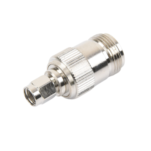 Adaptador en Línea, de Conector SMA Macho Inverso a N Hembra, Níquel/ Oro/ Teflón.