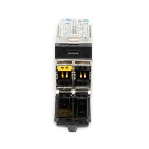 Jack Tera Categoría 7A, con Puerta Protectora, para Aplicaciones de Servicios Compartidos, Color Negro