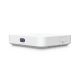 UCG Max Cloud Gateway de 2.5 GbE Compacto con Soporte para hasta 30 Dispositivos UniFi, 300+ Clientes, Enrutamiento IPS de 2.3 Gbps y Almacenamiento 512 GB de Memoria Interna UCG Max Cloud Gateway de 2.5 GbE Compacto con Soporte para hasta 30 Dispositivos UniFi, 300+ Clientes, Enrutamiento IPS de 2.3 Gbps y Almacenamiento 512 GB de Memoria Interna