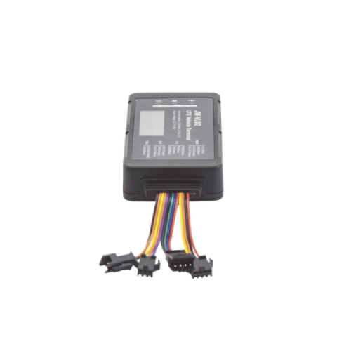 Localizador GPS con tecnología 4G / antena satelital y antena GSM internas / múltiples alarmas / paro de motor remoto / botón de pánico